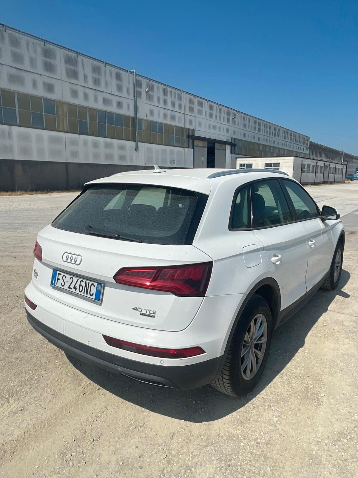 Audi Q5 2.0 TDI 190 CV quattro S tronic Business Sport