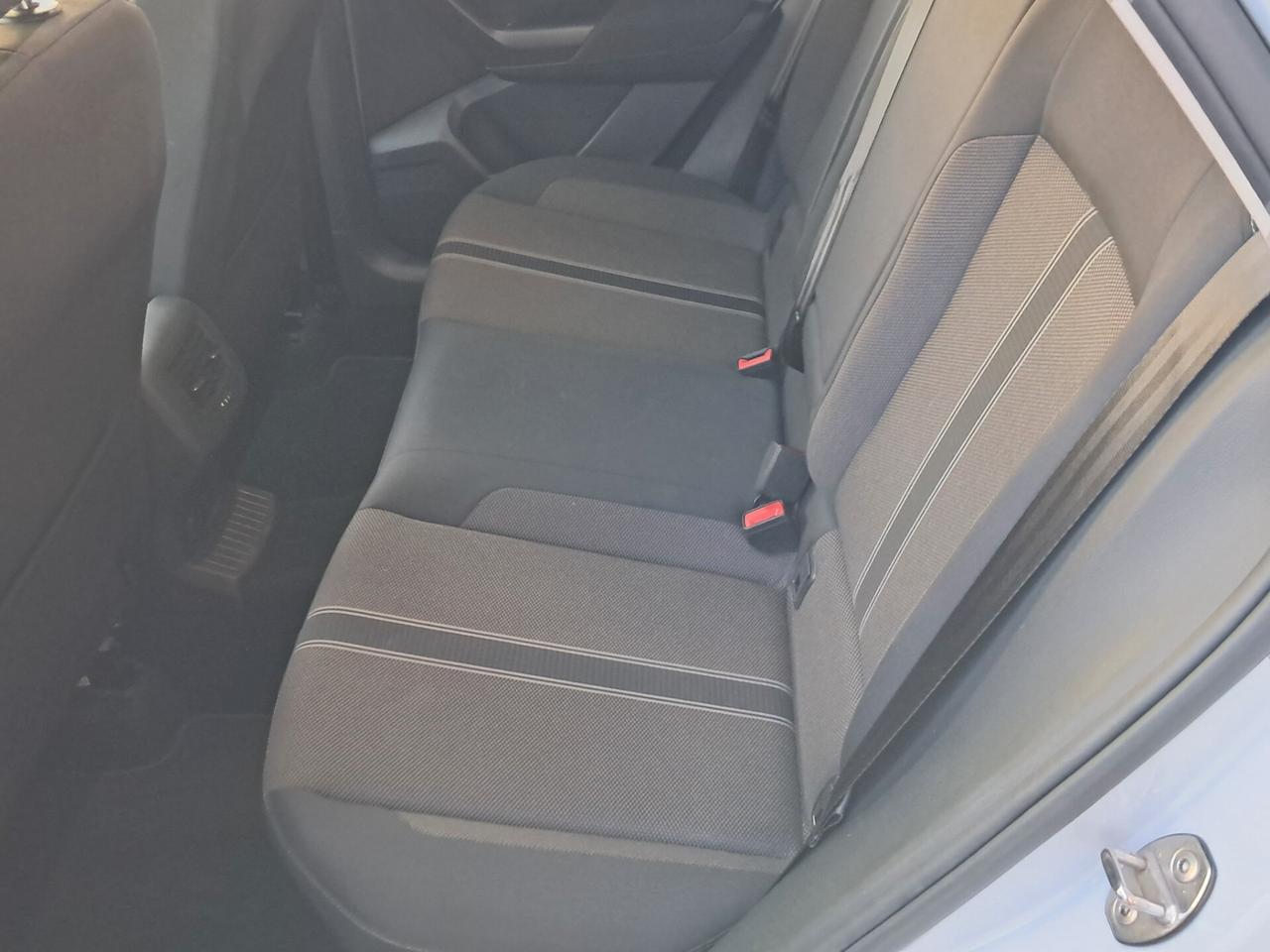 VOLKSWAGEN T-ROC 1.6 TDI SCR Advanced BlueMotion 116 cv