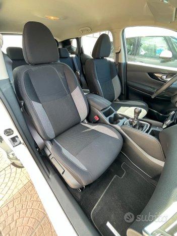Nissan Qashqai 1.5 dCi 110cv Tekna CERCHI CLIMA CRUISE PDC MULTIFUNZIONE