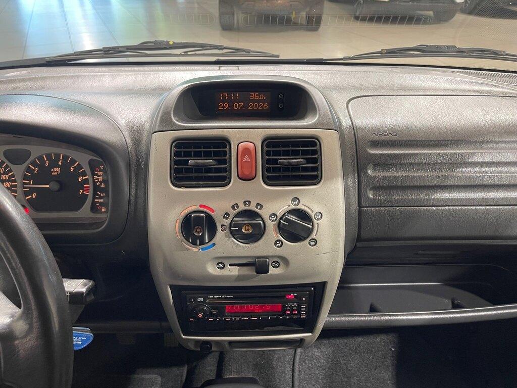 Opel Agila 1.2 16v Edition