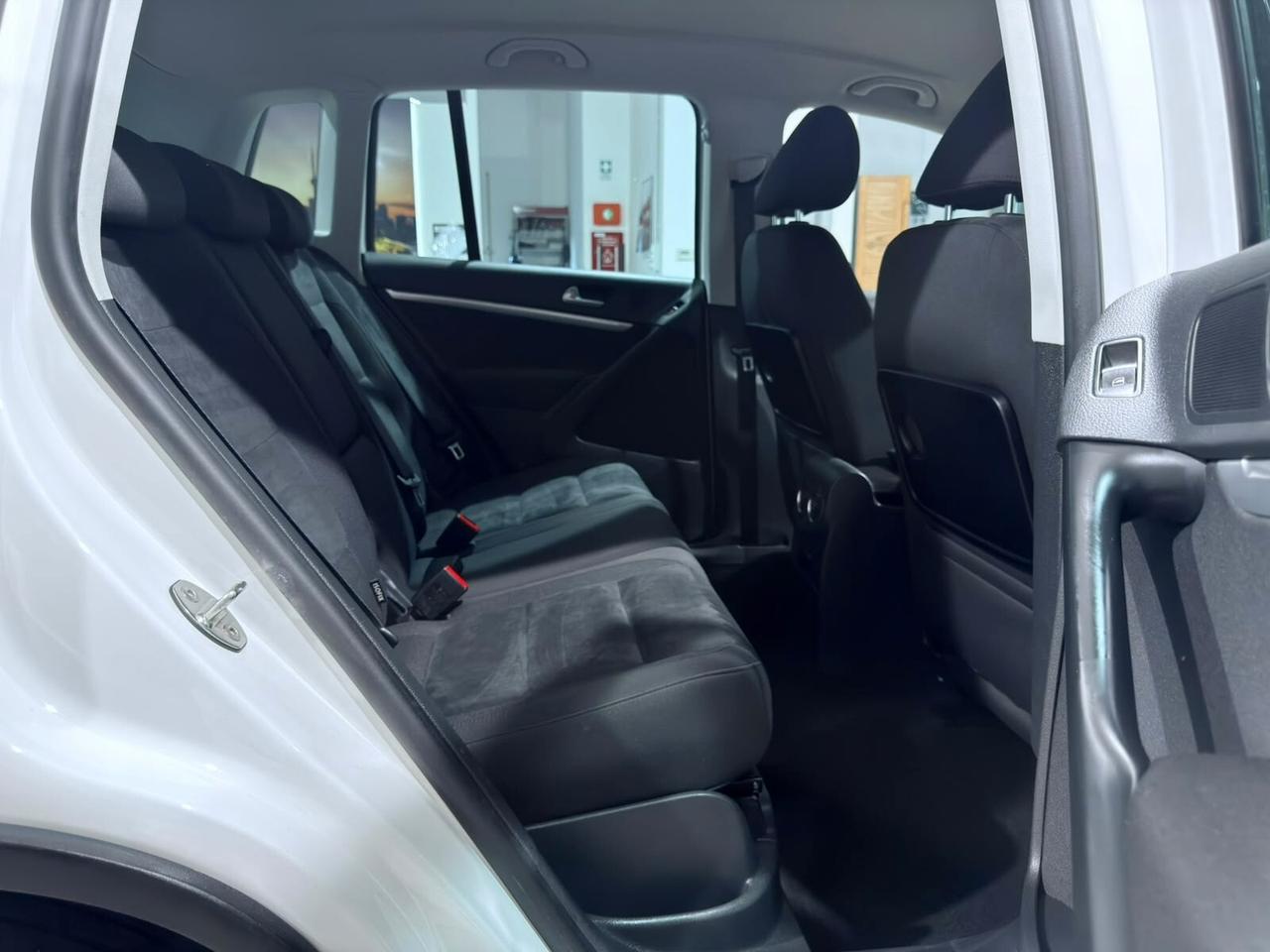 VW TIGUAN 2.0TDI 110CV SOLO 53.000km 1HANDE