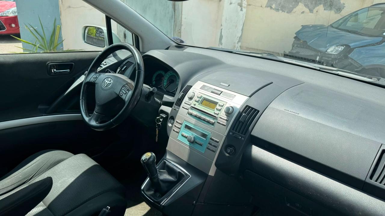 Toyota Corolla Verso 1.8 16V Sol