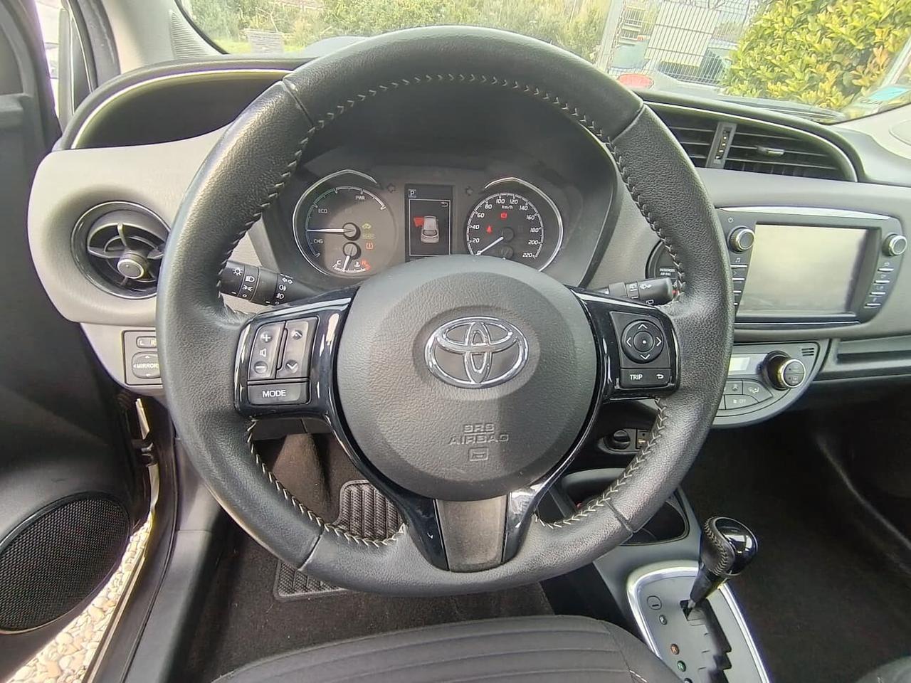 Toyota Yaris 5p 1.5h Trend