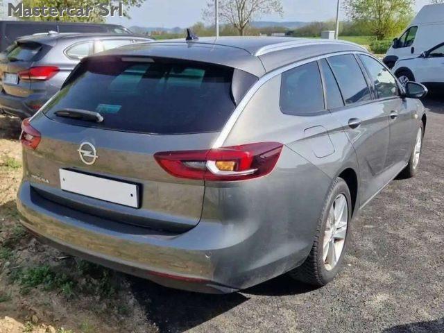 OPEL Insignia Sports Tourer 1.6 cdti Innovation AT6 - FX921EA
