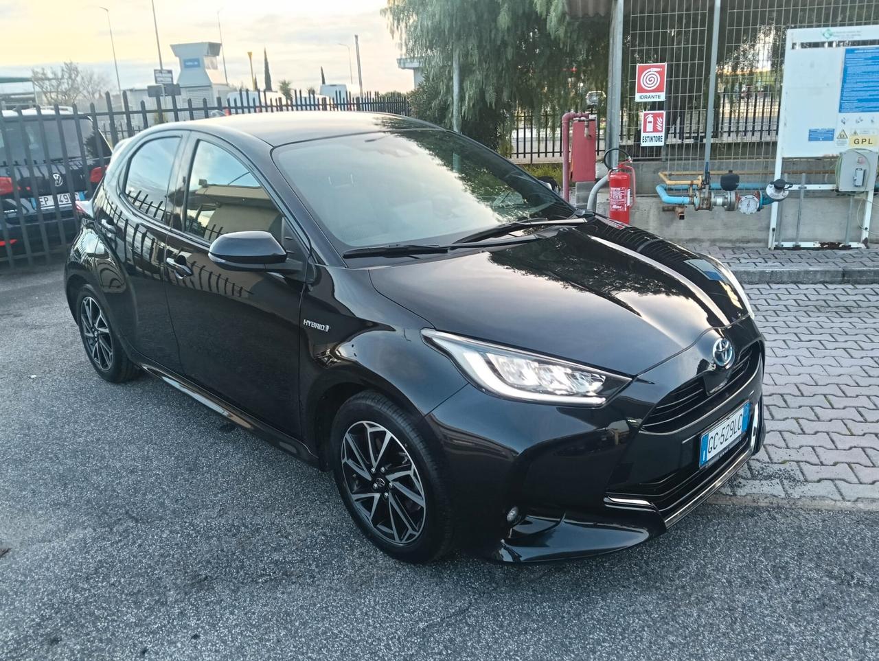 Toyota Yaris 1.5 Hybrid 5 porte Lounge