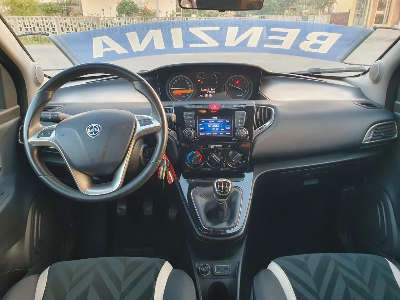 Lancia Ypsilon 1.2 69 CV Gold Neopatentati 2016