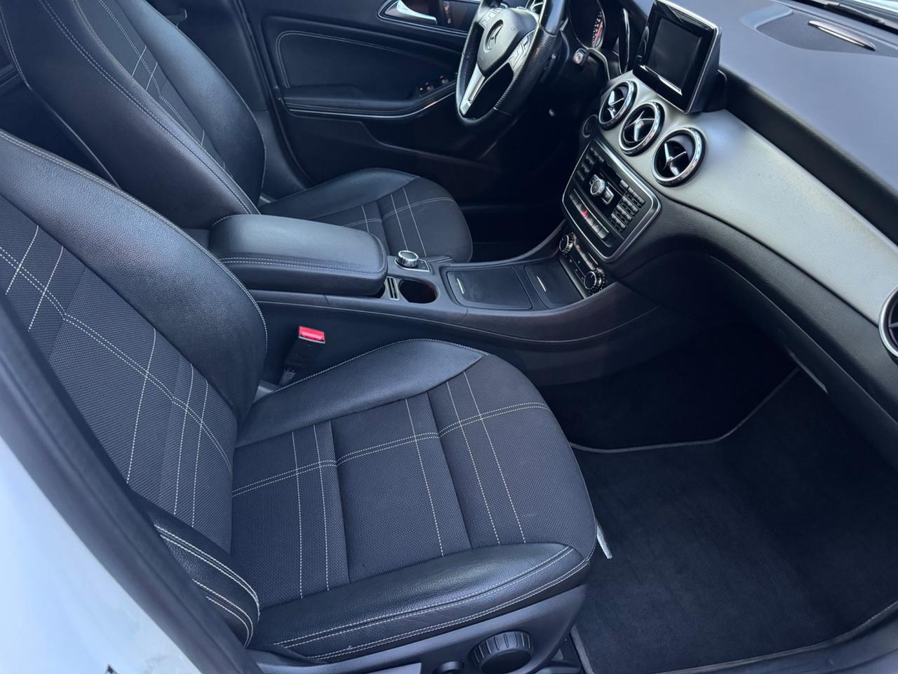 Mercedes-benz GLA 200 CDI Automatic Sport