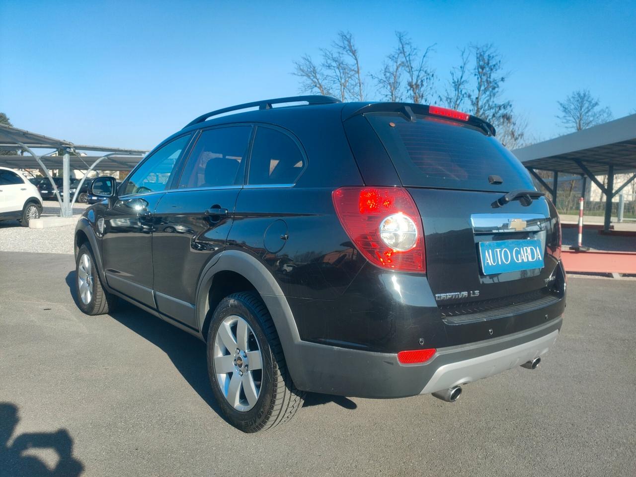 Chevrolet Captiva 2.0 VCDi 2WD 7 POSTI NEOPATENTATI