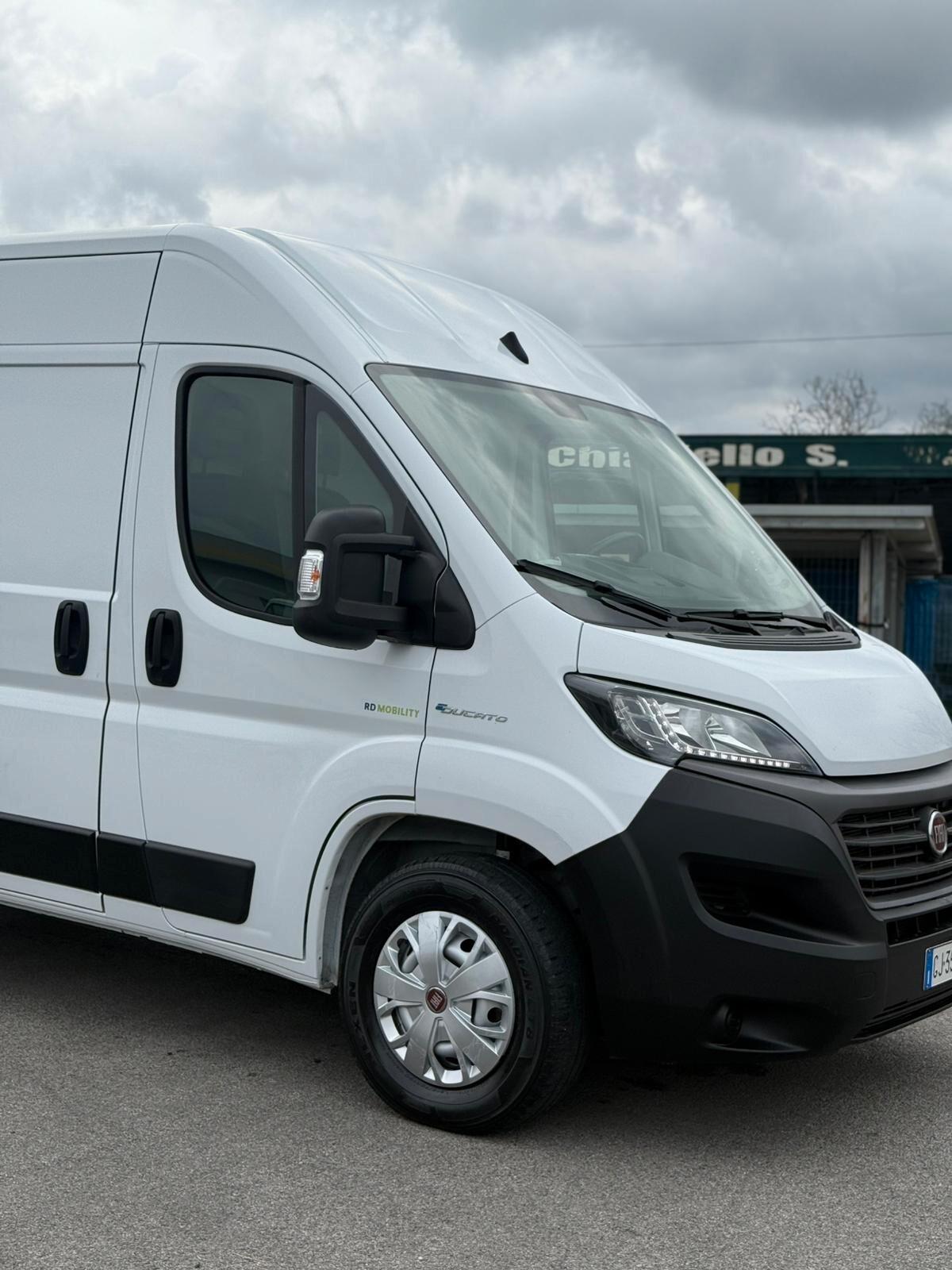 Fiat Ducato 35 122CV 2022 24 mesi garanzia iva esposta