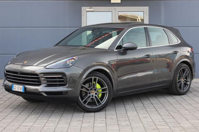 PORSCHE Cayenne 3.0 V6 E-Hybrid