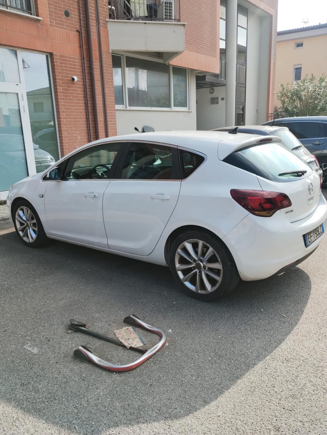Opel Astra 1.7 CDTI 125CV 5 porte Cosmo