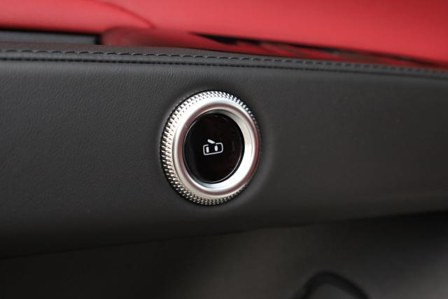 MASERATI Grecale V6 530 CV AWD Trofeo