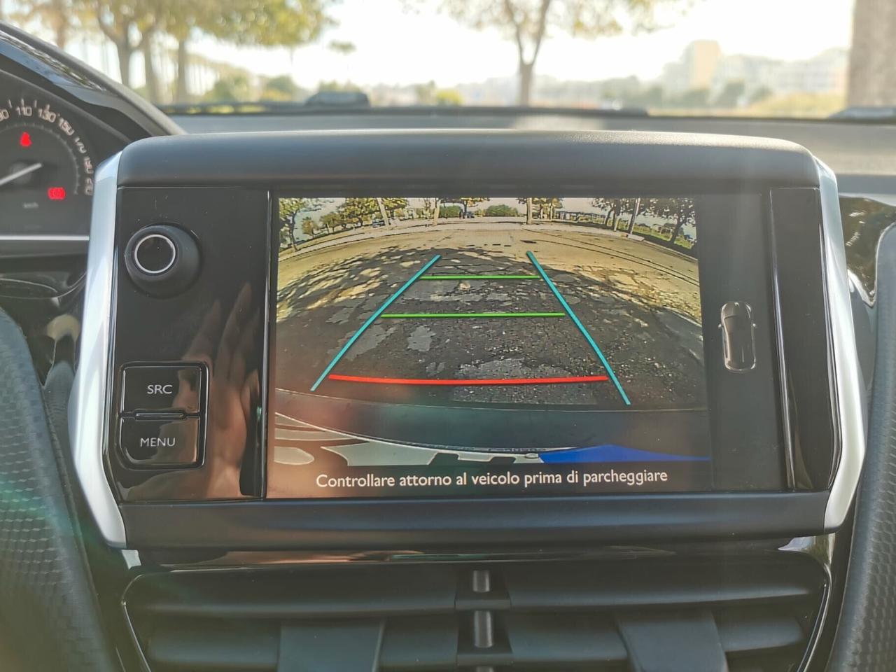 Peugeot 208 BlueHDi 100 5 porte Allure 11/2015