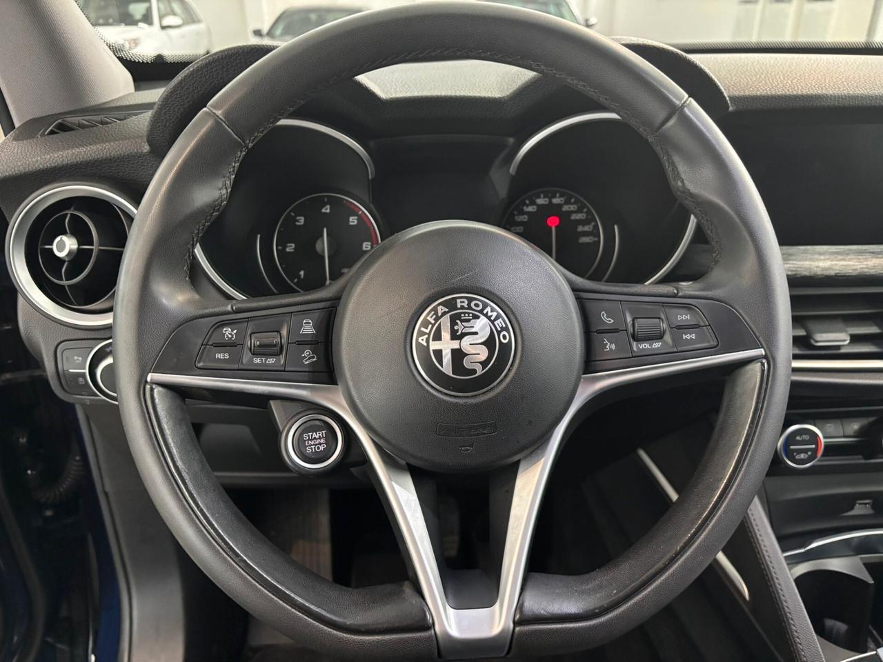 Alfa Romeo Stelvio 2.2 Turbodiesel 210 CV AT8 Q4 Executive