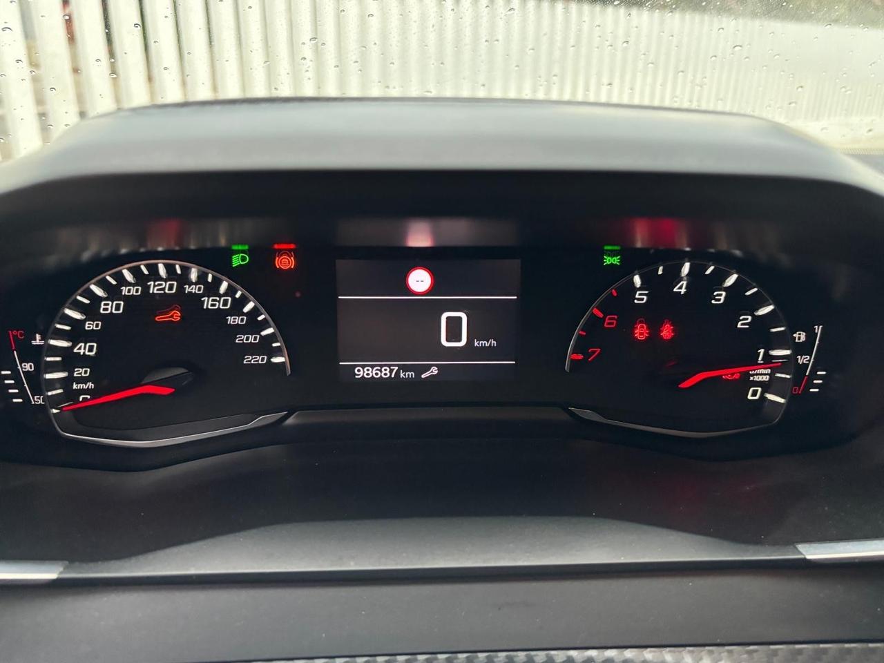 Peugeot 2008 BlueHDi 110 S&S Allure Pack