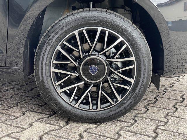 LANCIA Ypsilon 1.0 FireFly 5 porte Hybrid Platino