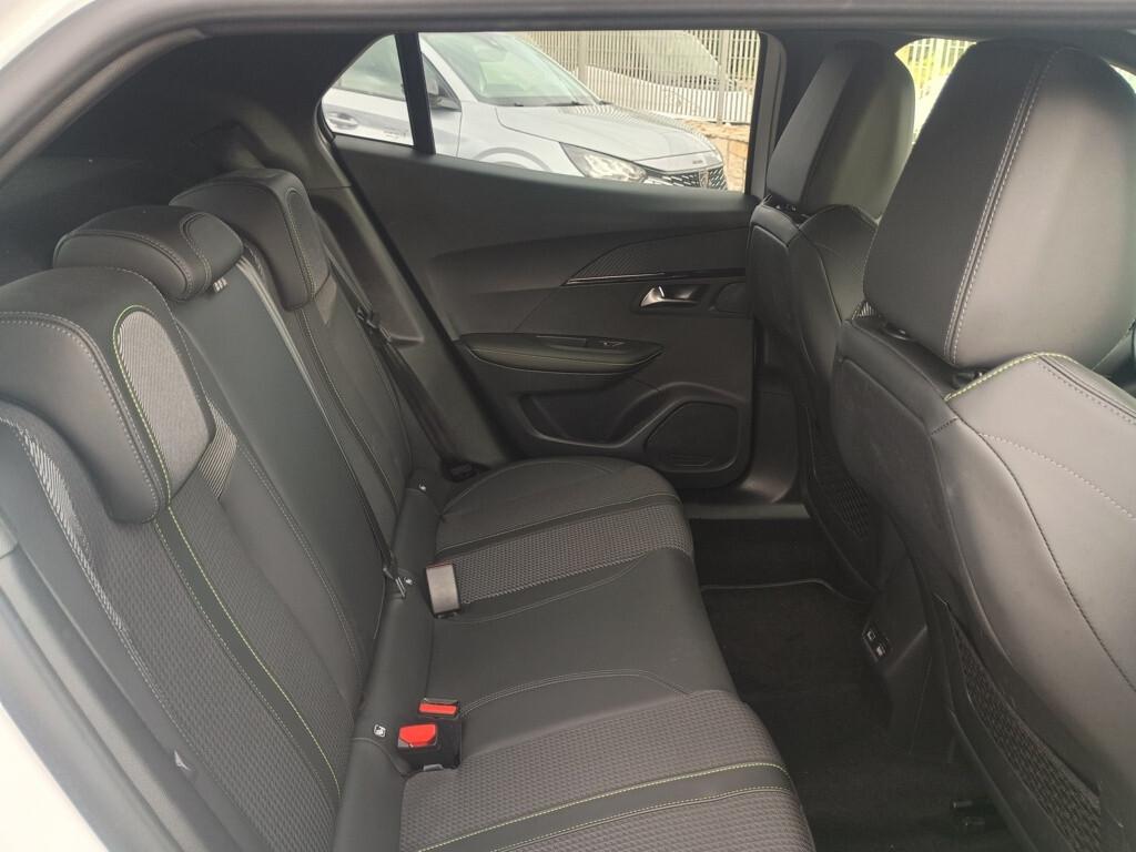Peugeot 2008 1.5 BlueHDi 130cv EAT8 GT