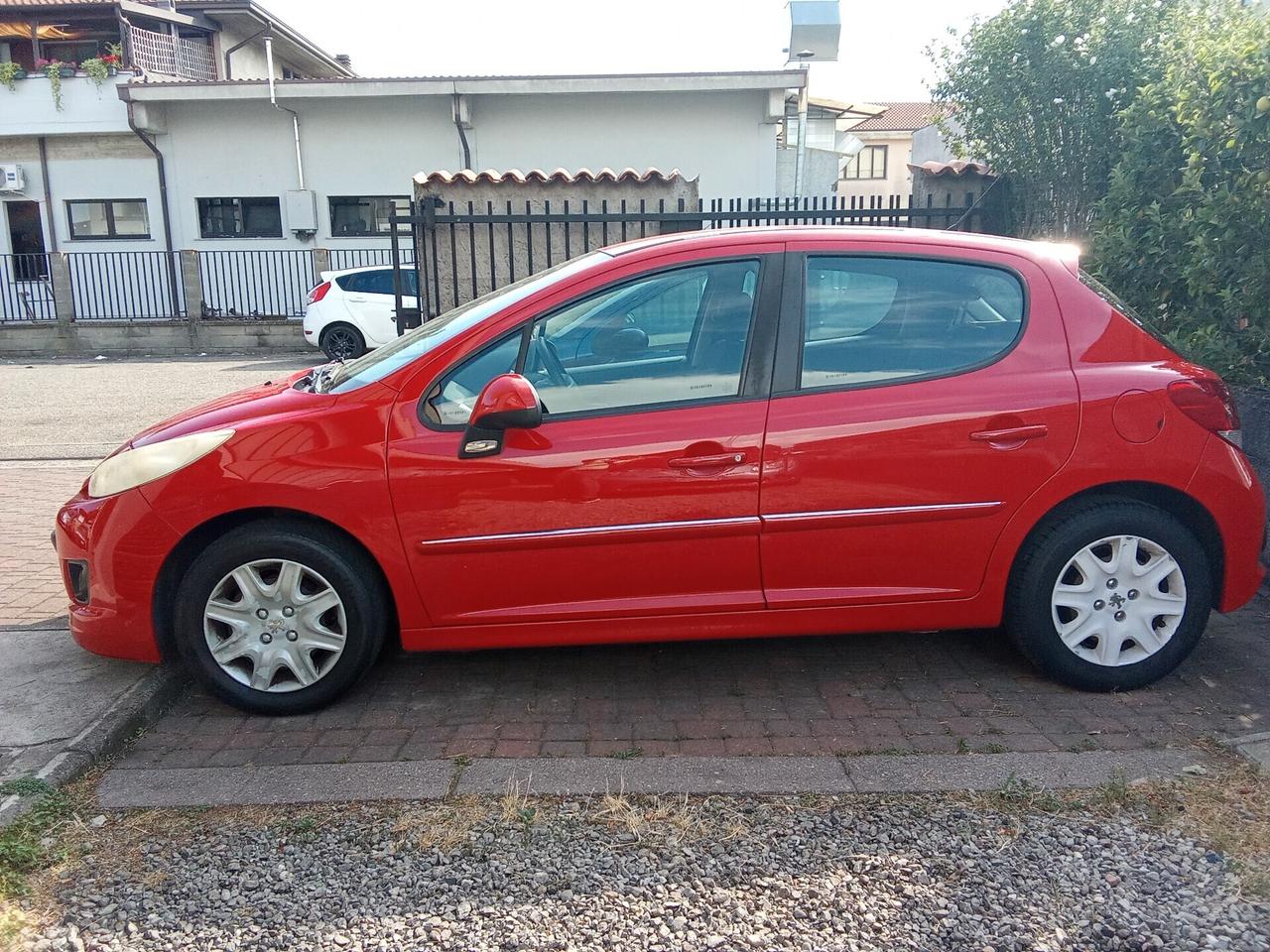 Peugeot 207 Plus 1.4 8V 75CV 5p. ECO GPL