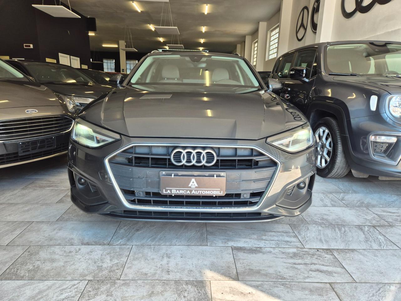 Audi A4 30 TDI/136 CV S tronic Business Advanced