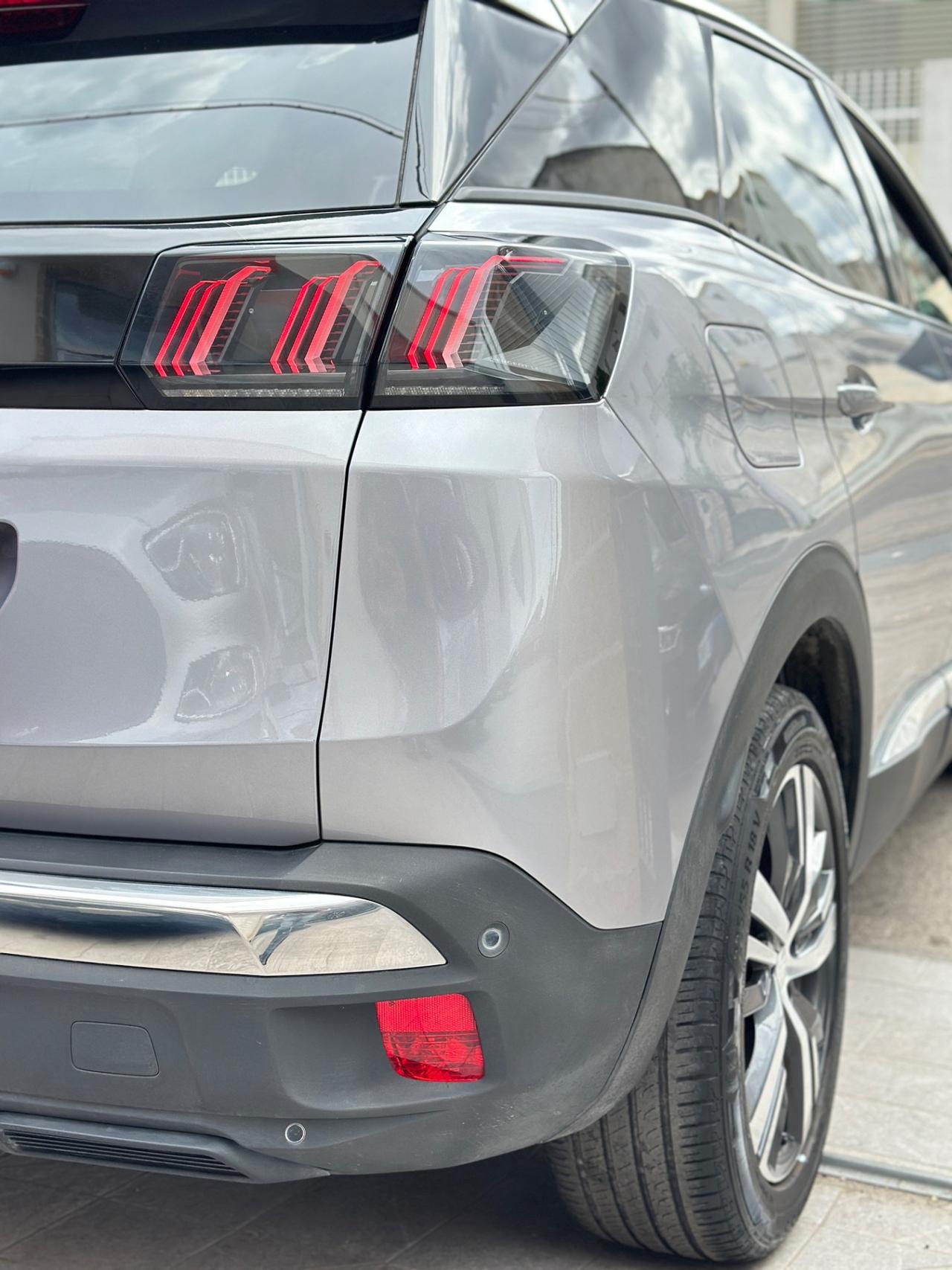 Peugeot 3008 BlueHDi 130 S&S EAT8 Allure-2022