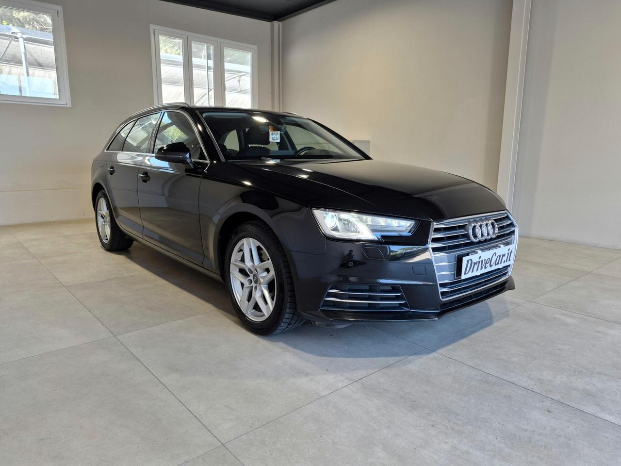 Audi A4 AVANT 2.0 TDI 150CV S-TRONIC LED NAVI CLIMA 3 ZONE SEDILI RISC. WIRELESS