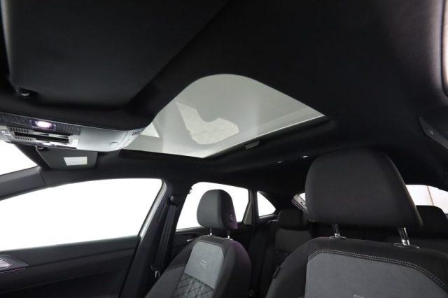 VOLKSWAGEN Taigo Taigo 1.0 TSI 110 CV DSG R-Line