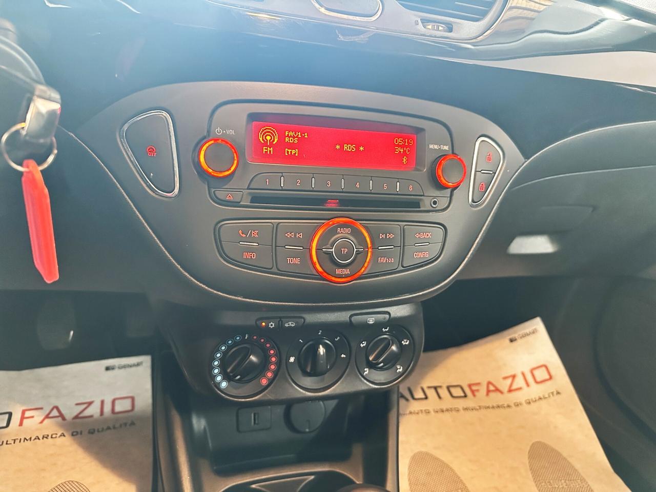Opel Corsa 1.2 5 porte