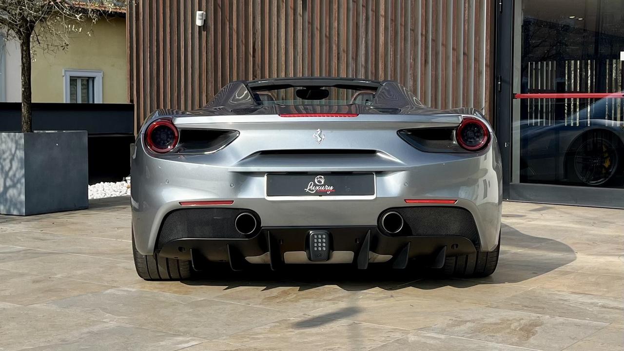 FERRARI 488 Spider 3.9 dct