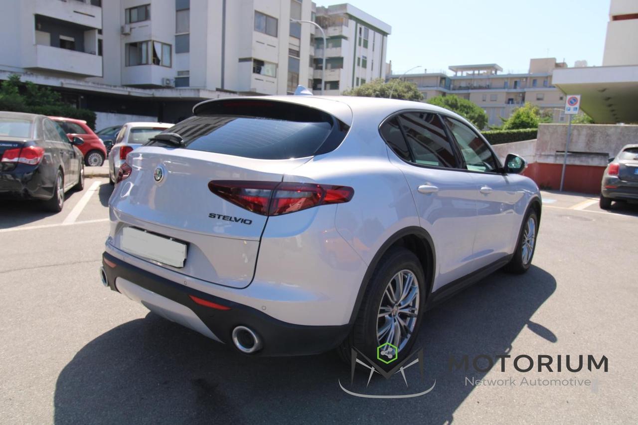 Alfa Romeo Stelvio 2.2 Turbodiesel 190 CV AT8 RWD Executive