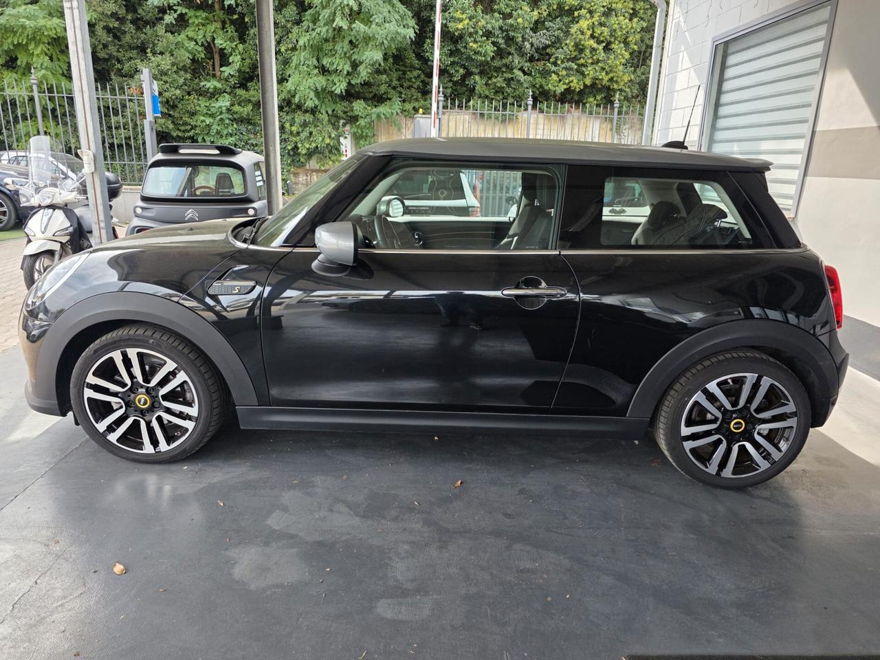 Mini Full Electric Cooper SE Yours