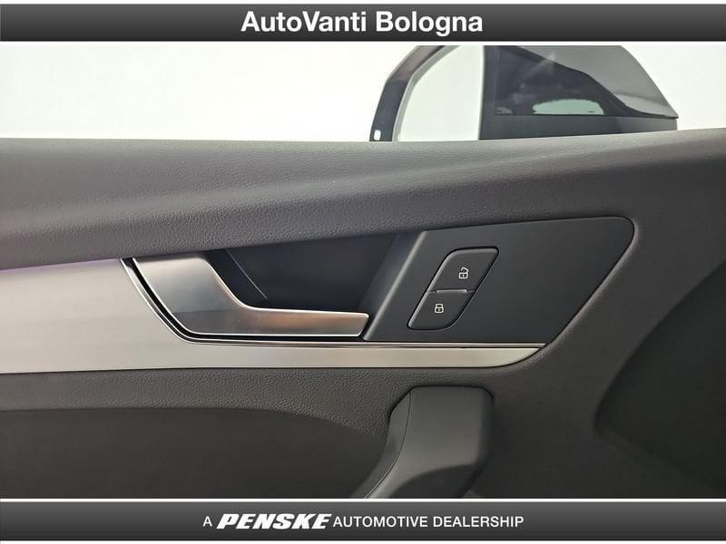Audi Q5 Q5 40 2.0 tdi mhev 12V S line quattro s-tronic