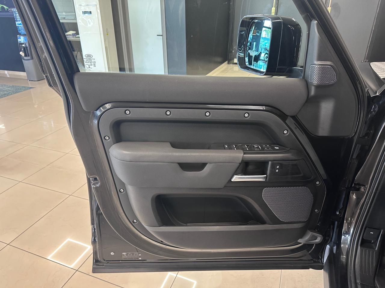 Land Rover Defender 110 3.0d i6 mhev SE awd 250cv auto