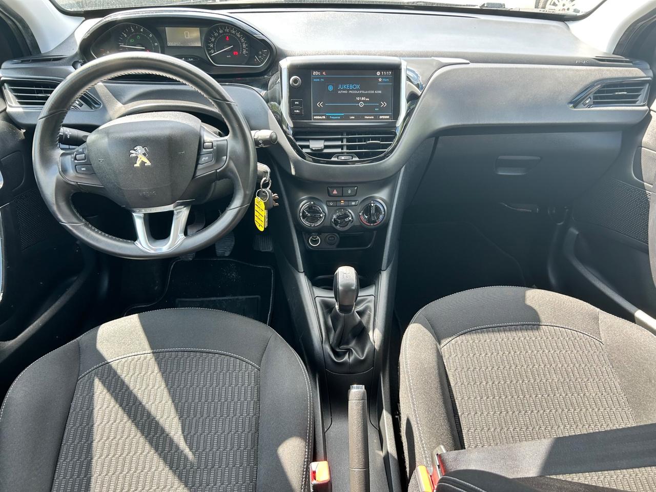 Peugeot 208 PureTech 82 5 porte Allure