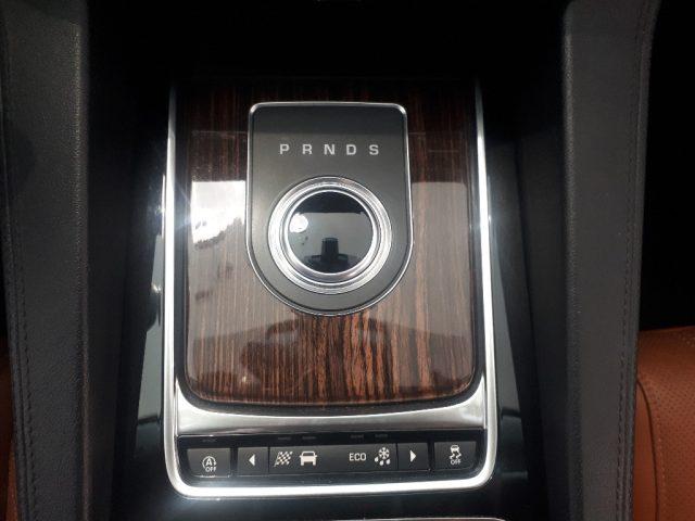 JAGUAR F-Pace 2.0D 180CV AWD aut. Portfolio My18