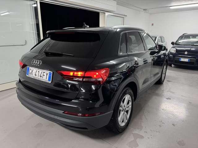 Audi Q3 35 2.0 tdi Business s-tronic