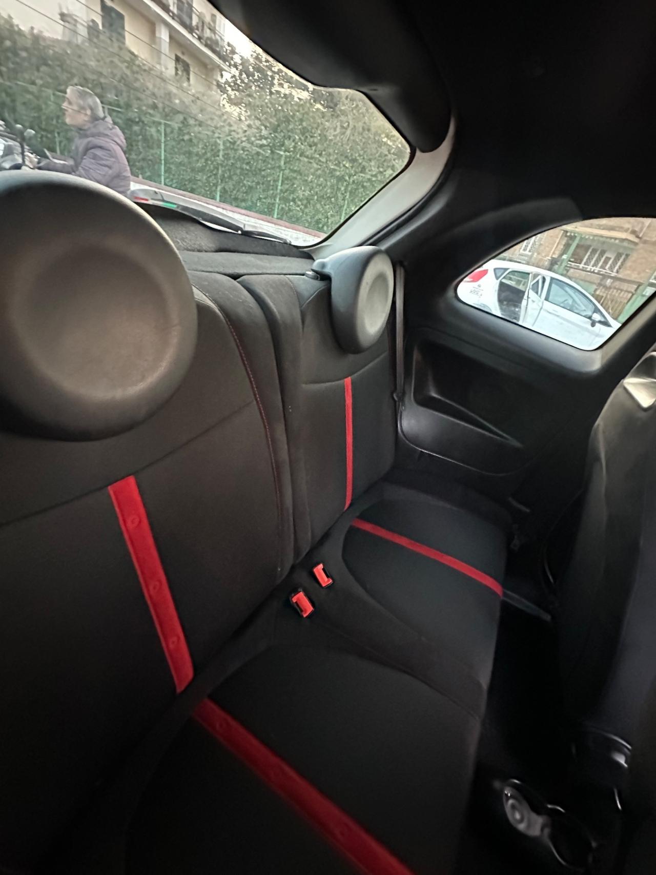 Abarth 500 C 1.4 Turbo T-Jet Custom