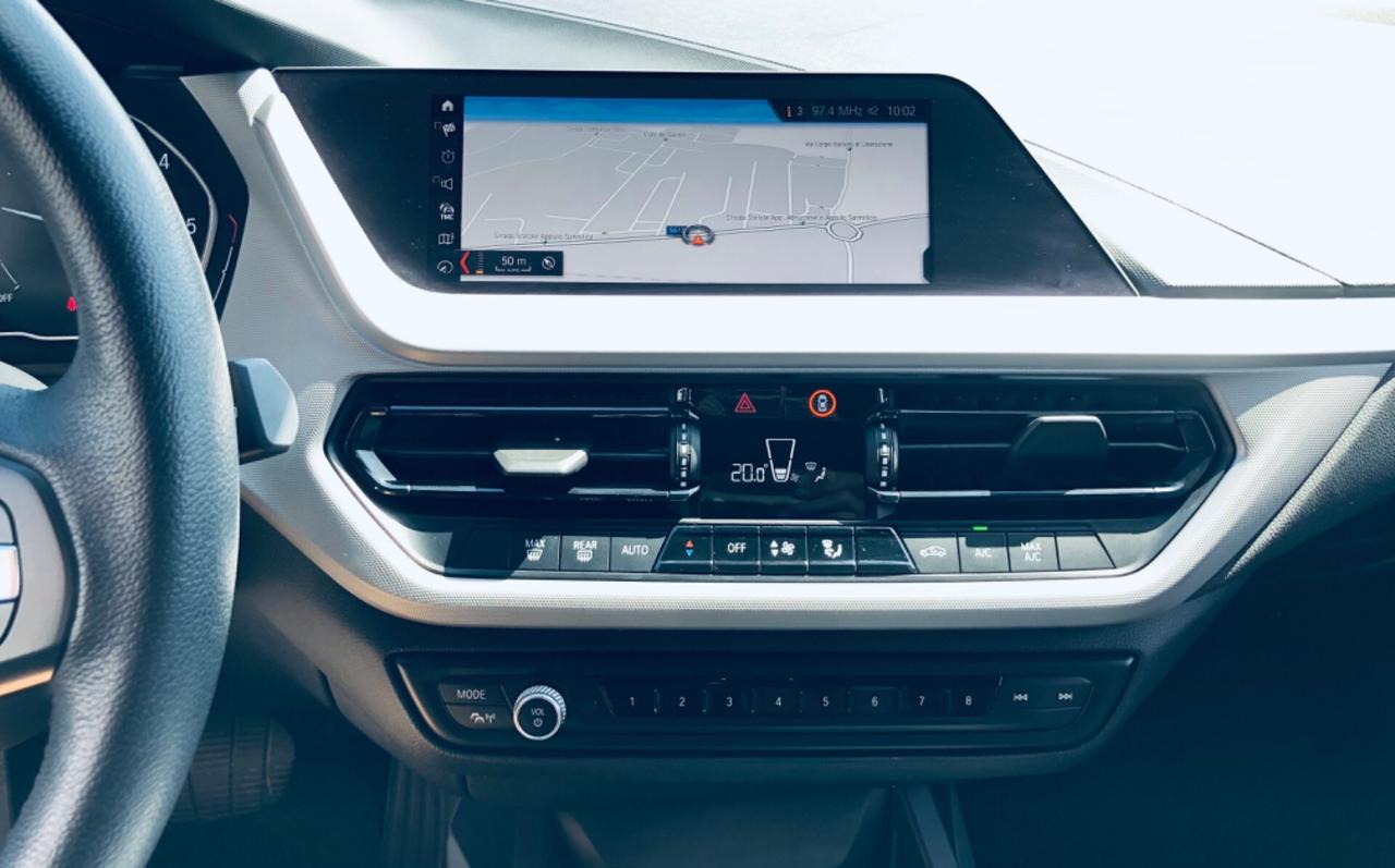 Bmw 116 116i 5p. Business sport