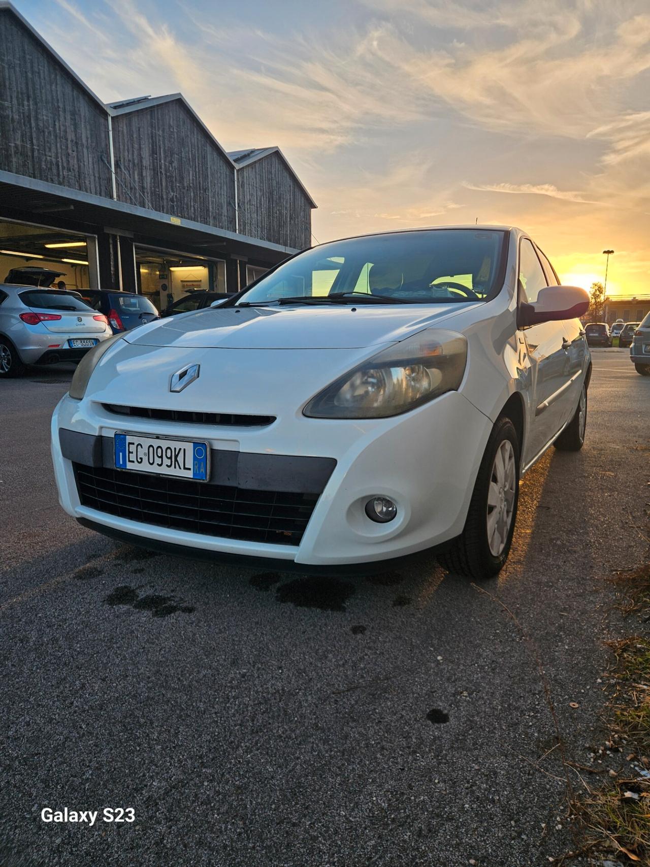 Renault Clio 1.2 16V 5 porte Luxe