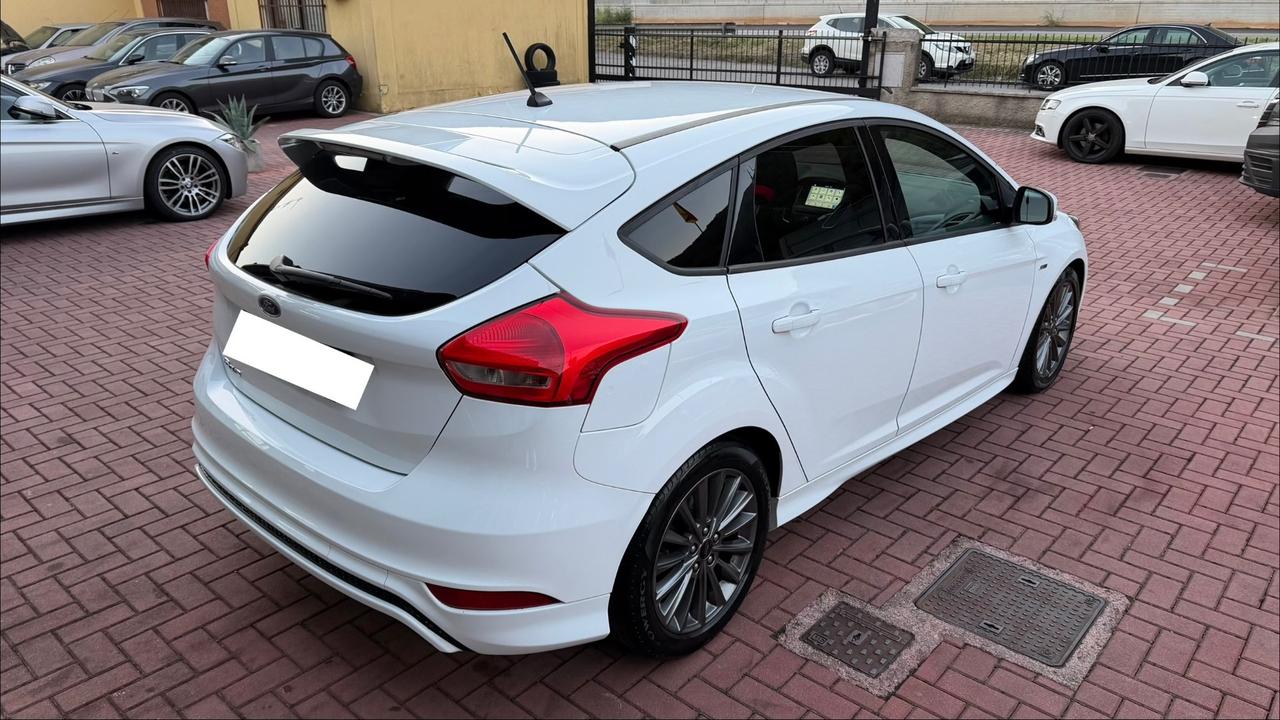 Ford Focus 1.5 TDCi 120 CV Start&Stop ST Line