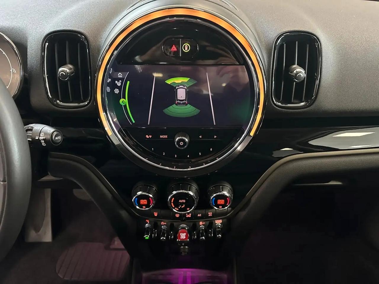 MINI Countryman 1.5 Cooper Hype ALL4 • LED • Navi • Automatica • Cerchi 18”
