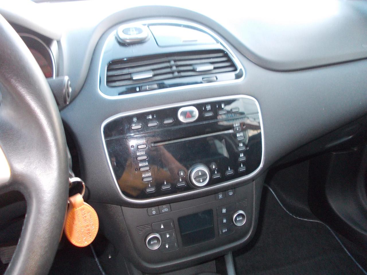 Fiat Punto 1.4 -GPL-5 p. Lounge-KM73978