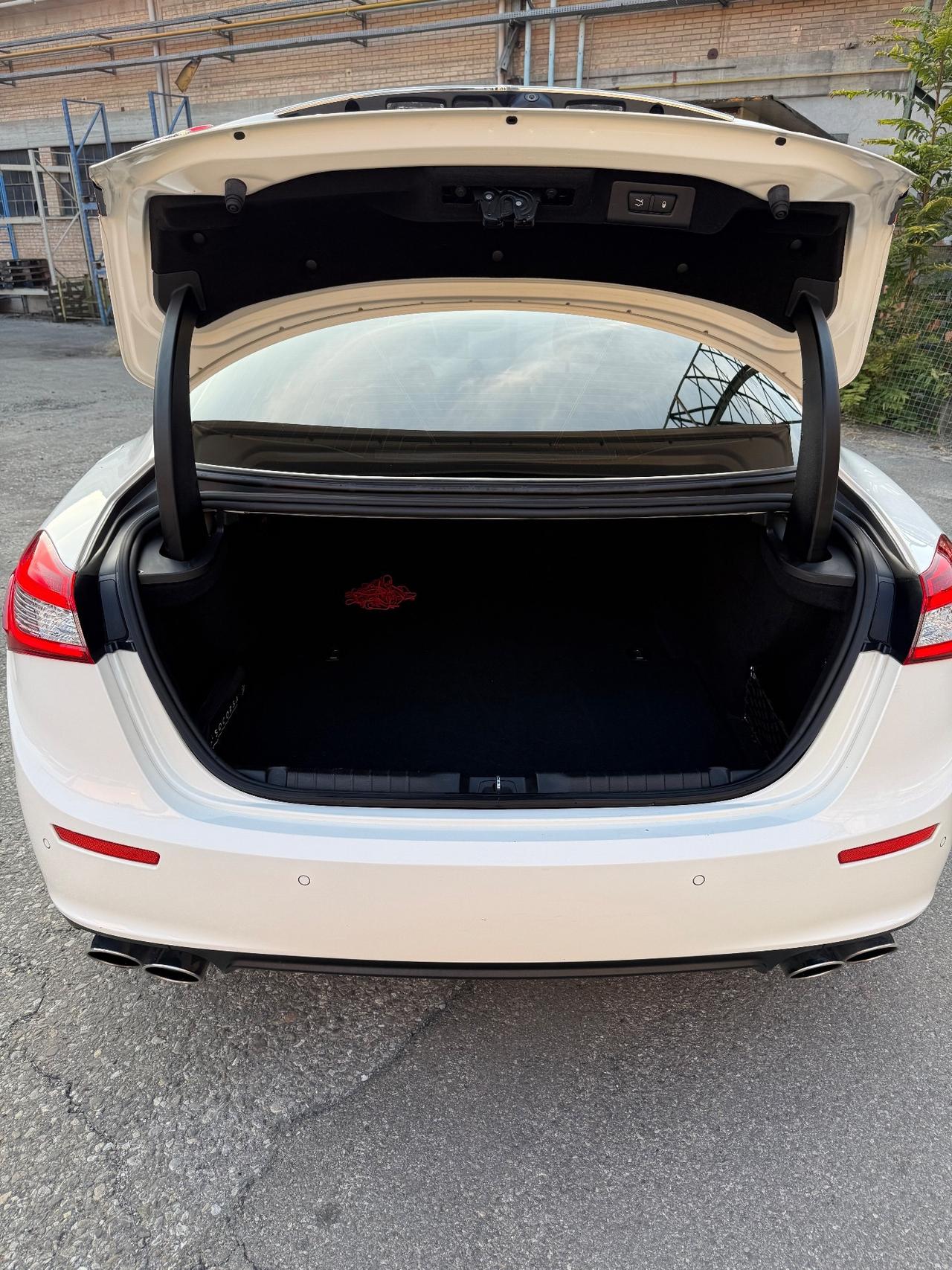 Maserati Ghibli V6 Diesel 275 CV