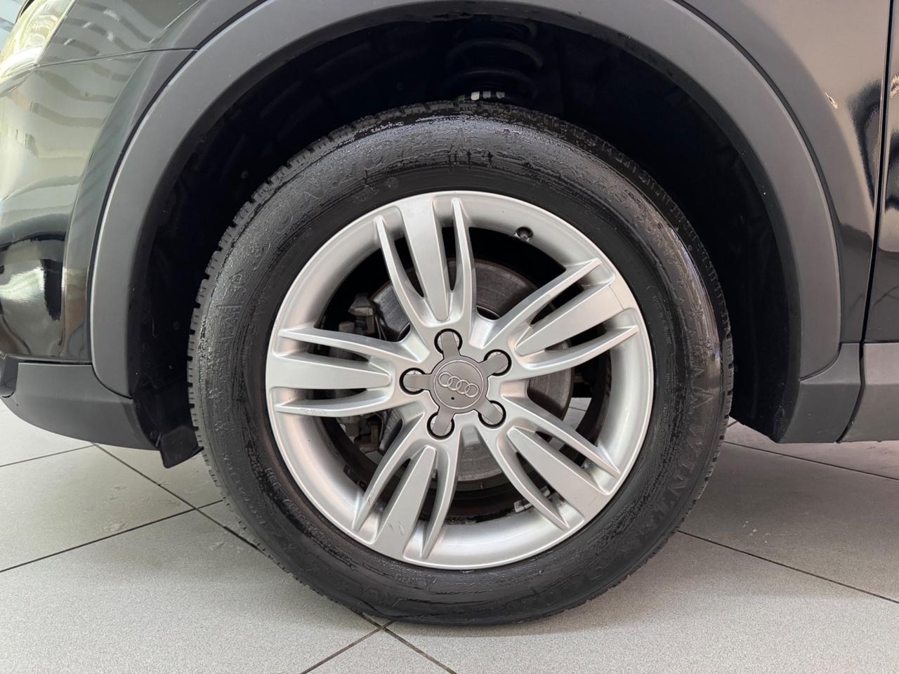 Audi Q3 2.0 TDI Quattro 140/CV con Tetto Apribile