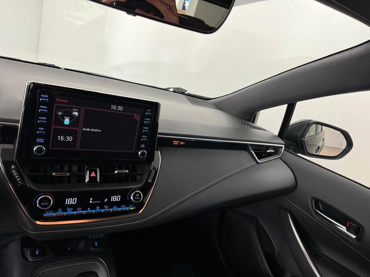 Suzuki Swace 1.8 Hybrid E-CVT 2WD Top
