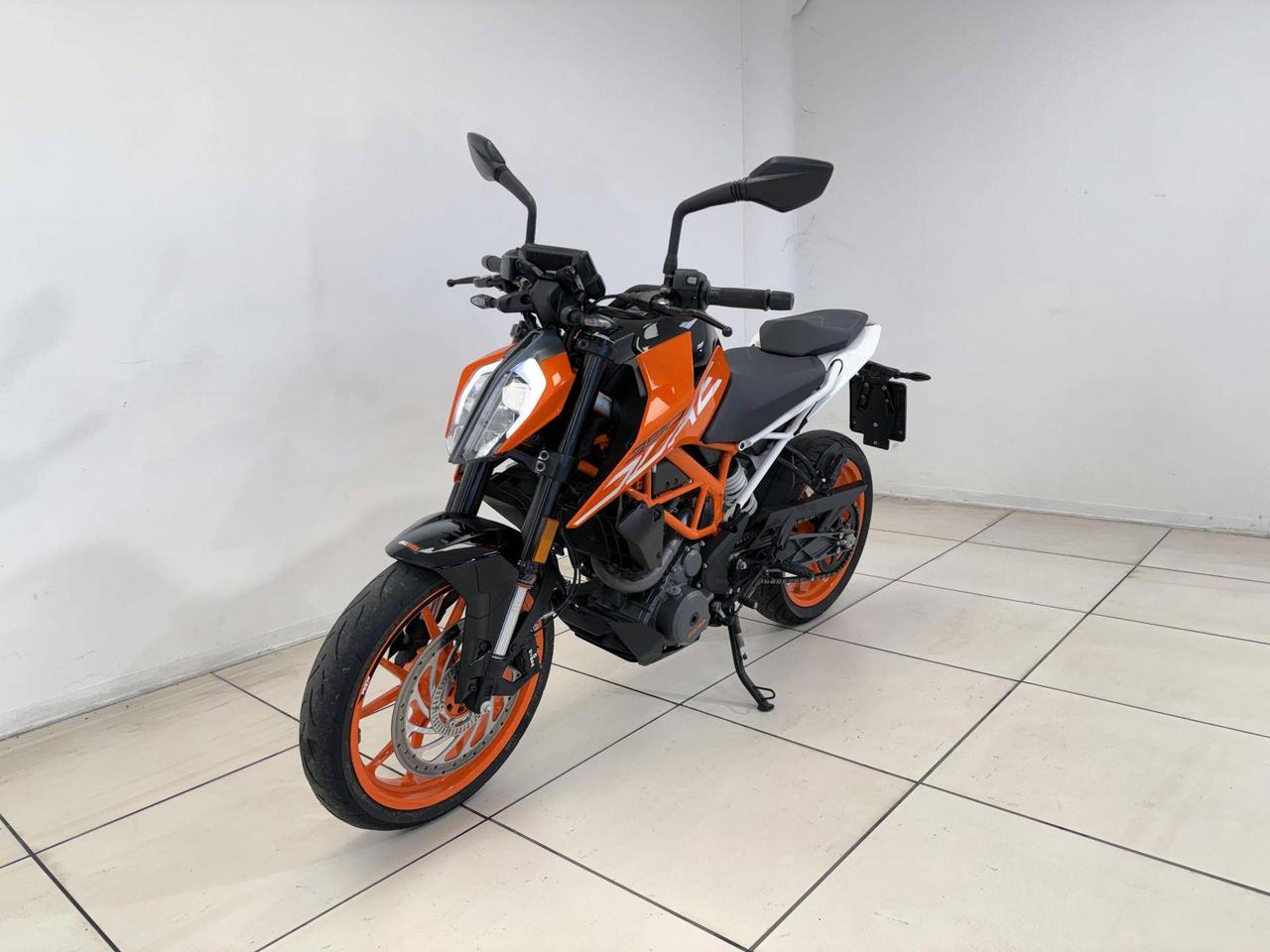 KTM 390 Duke