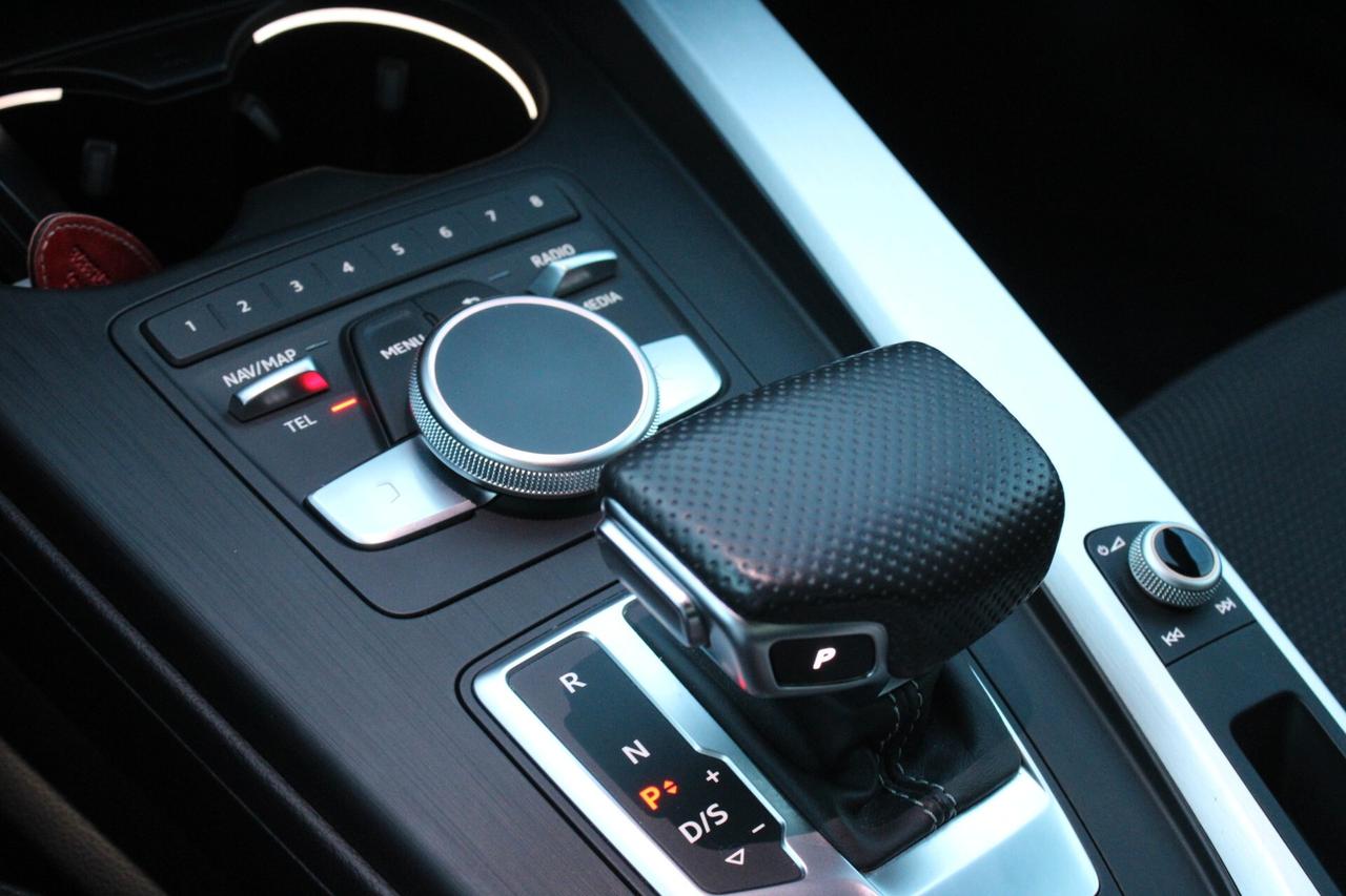 Audi A5 Sportback 2.0 tdi Sline S-tronic 190cv S-LINE