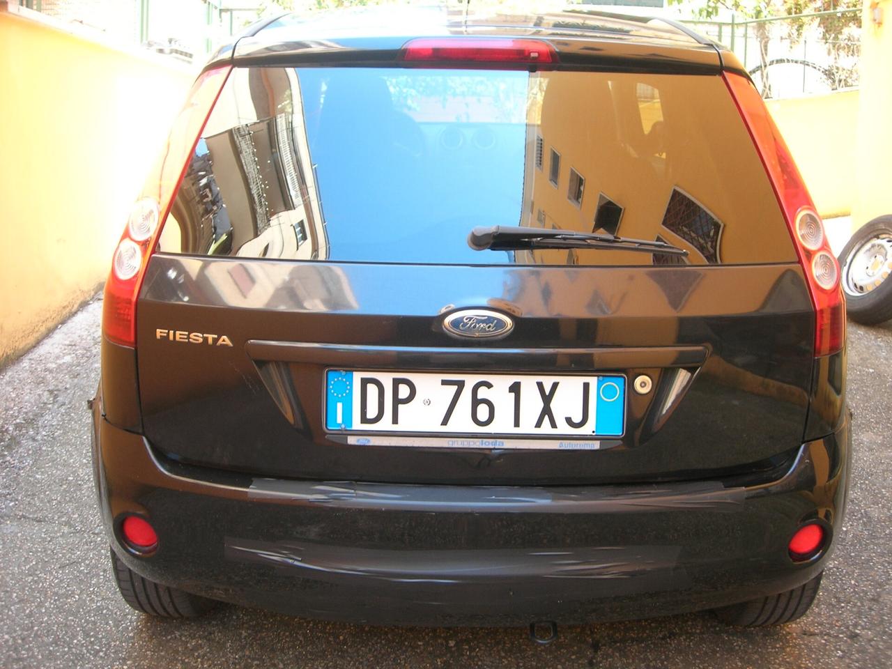 Ford Fiesta 1.2 16V 3p. Clever