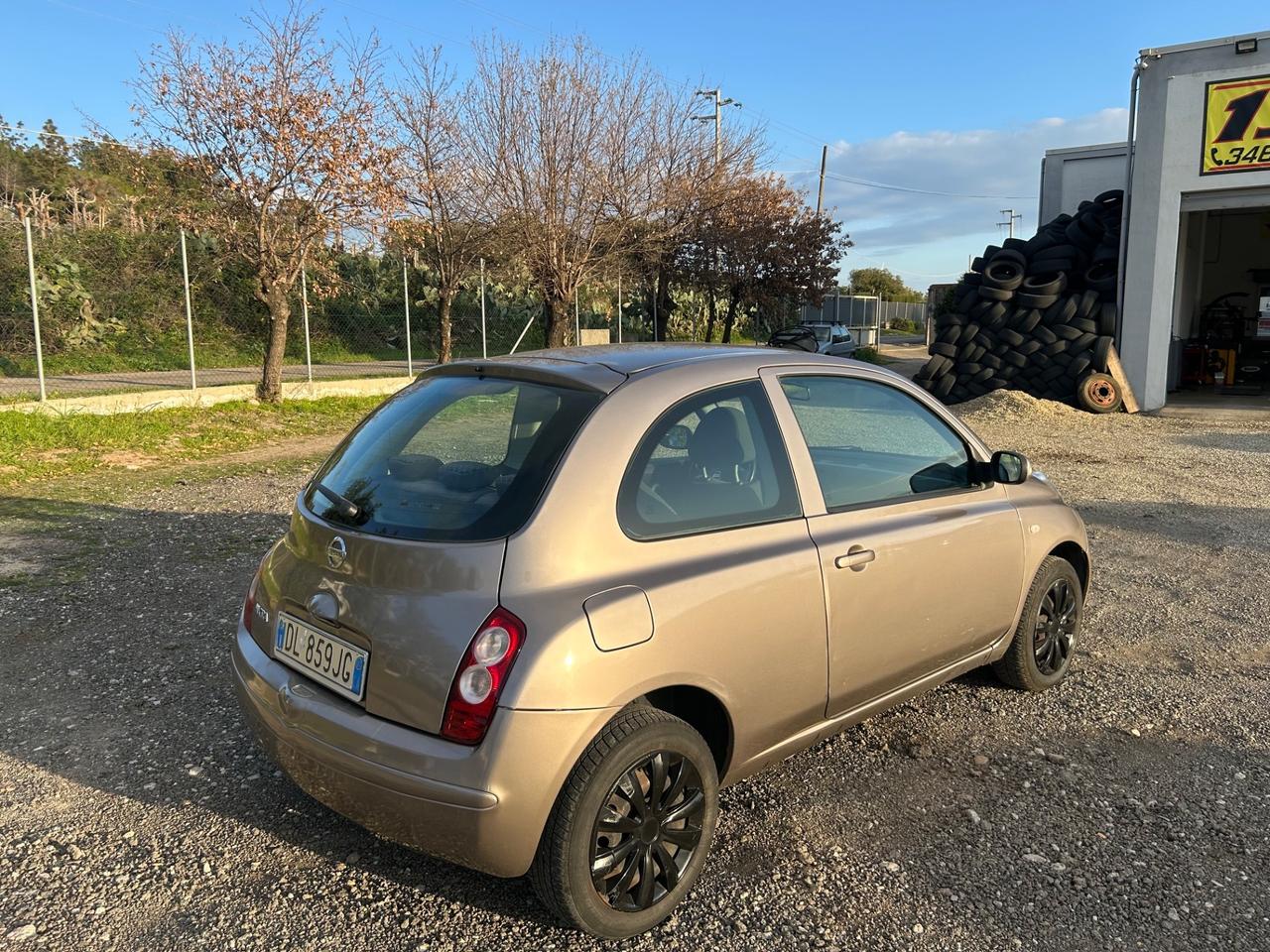 Nissan Micra 1.2 16V 3 porte Acenta