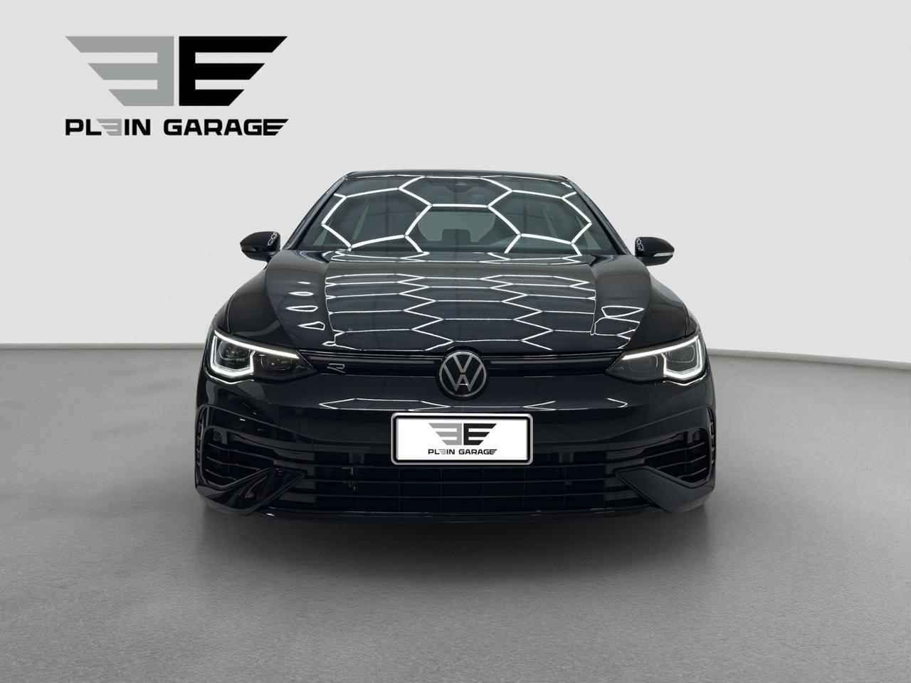 Volkswagen Golf 2.0 TSI R DSG 4Motion Akrapovic