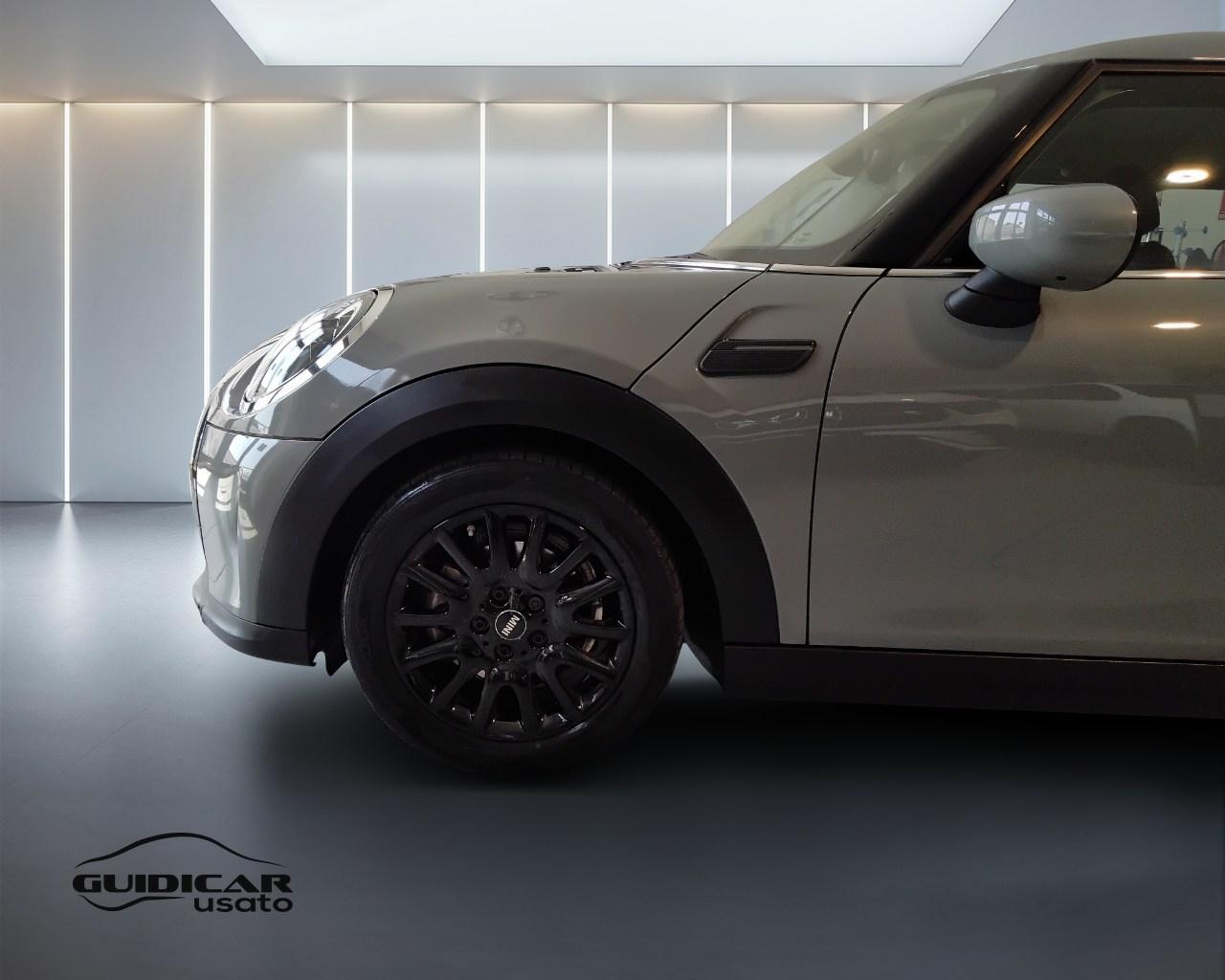 MINI Mini IV F55 2021 5p - Mini 5p 1.5 One Essential 75cv